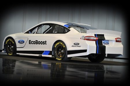 nascar-ford-fusion-1.jpg
