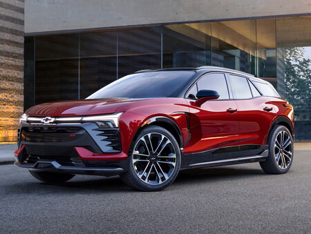 Chevrolet Blazer EV 2024 muestra su nuevo rostro por primera vez y ya tiene fecha de presentación