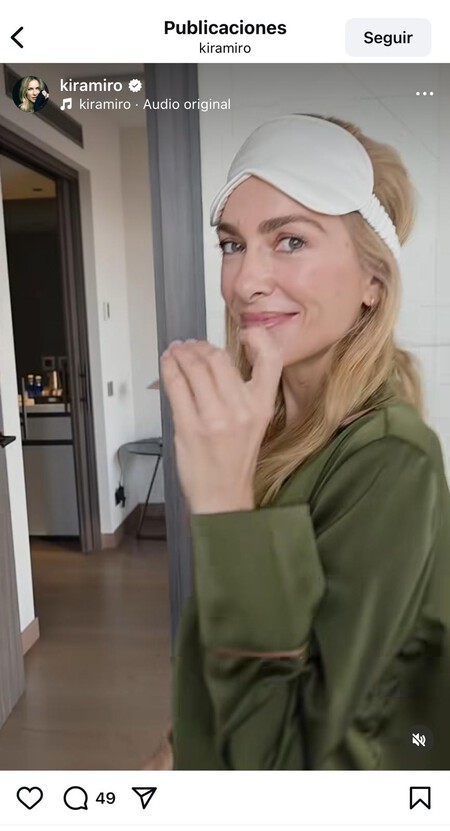 Un interior cálido y con tonos piedra.