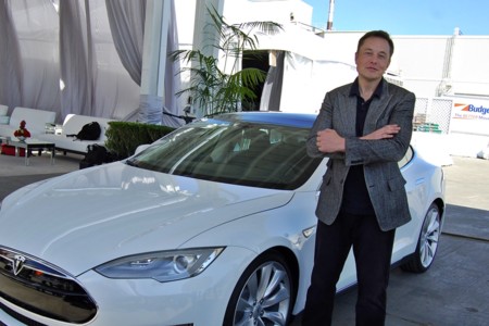 Tesla va a cambiar el transporte por carretera: su camión eléctrico ya está en marcha