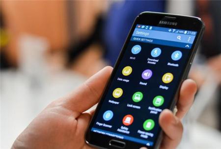 ¿Alguien usa el bloatware de los fabricantes? Los usuarios de Samsung no, parece