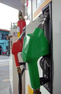 El día que el precio del diésel superó al de la gasolina