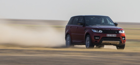 El Range Rover Sport atravesó el desierto árabe en 10 horas y 22 minutos