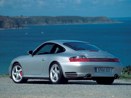 Porsche 911 Carrera 4s Coupe