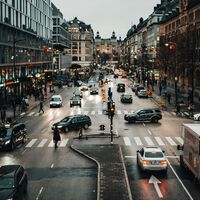 Es inminente: Estocolmo prohibirá a sus vecinos del centro usar coches diésel y gasolina, casi sin excepciones
