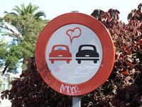 ¿Cuál es la norma de tráfico más absurda?, la pregunta de la semana