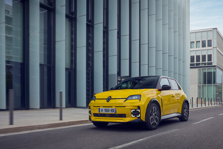 Renault 5 E Tech Electric Version Iconic Cinq Jaune Pop
