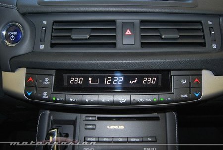 Lexus CT 200h