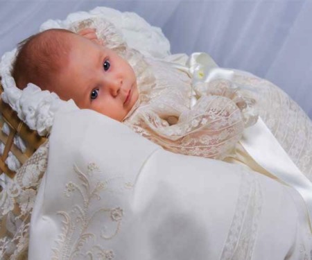 ¡Nos vamos de bautizo! Los trajes más bonitos para un día muy especial