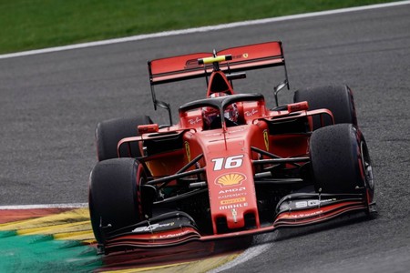Charles Leclerc consigue su primera victoria en la Fórmula 1 en el día del homenaje a su amigo Anthoine Hubert