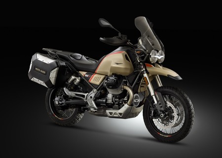 La Moto Guzzi V85 TT Travel cuesta 12.340 euros y permite recorrer 400 km sin parar