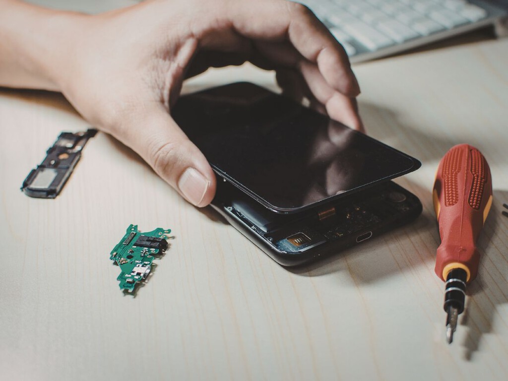 Una propuesta en México busca que puedas reparar tus dispositivos con cualquier técnico sin perder garantías ni acceso a piezas 