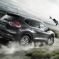El Nissan X-Trail X-Scape también lleva un dron, y esta vez sí es para jugar 