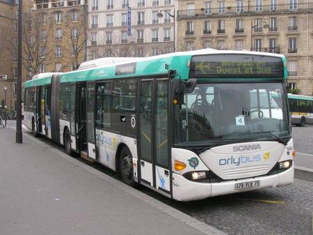 Orlybus, una forma de llegar desde el aeropuerto de Orly al centro de París