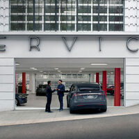 El derecho a reparar en Europa, que no permite el monopolio que Tesla tiene en EEUU 