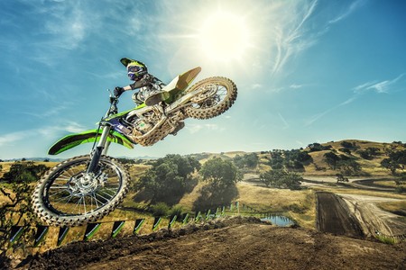 La Kawasaki KX250F se afina para 2018 con toda la experiencia del mundial de MX2
