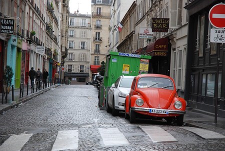 Los coches diésel de más de 13 años y los gasolina anteriores a 1997 ya no pueden circular por París