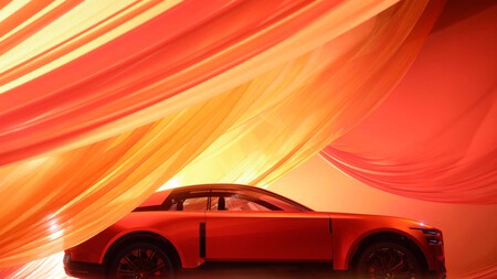 Toyota Century Coupe 2026 Teaser 7