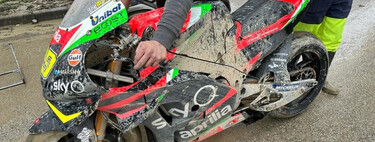 ¡Dolor! Así ha quedado la última Aprilia de Andrea Iannone en MotoGP por las inundaciones en Italia