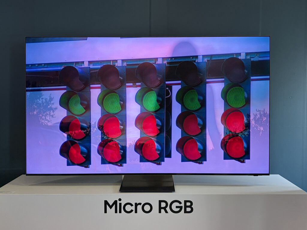 Samsung Micro RGB R95H, primeras impresiones: el salto tecnológico empieza a encajar cuando ves cómo cambia el color