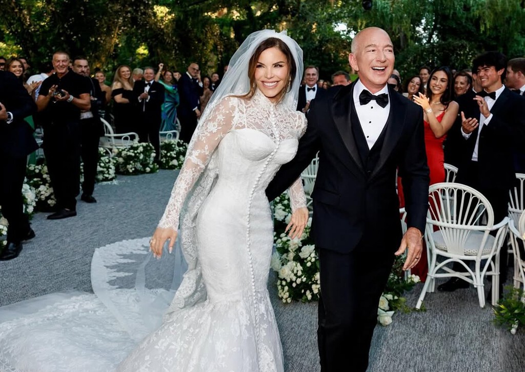 Misterio en la boda de Jeff Bezos y Lauren Sanchez : ¿Quién ha robado uno de los vestidos Dolce&Gabbana de la novia?