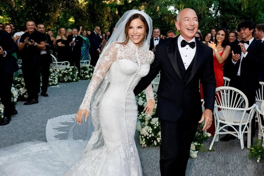 Misterio en la boda de Jeff Bezos y Lauren Sanchez : ¿Quién ha robado uno de los vestidos Dolce&Gabbana de la novia?
