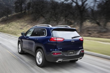 Jeep Cherokee trasera