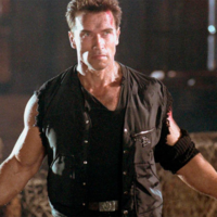 "Es la película que más lamento no haber hecho". Arnold Schwarzenegger rechazó protagonizar unas de las mejores cintas de acción de los 90, La roca de Michael Bay