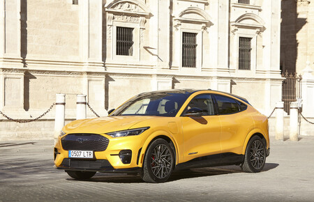 Ford Mustang Mach-E GT Prueba Circuito 2