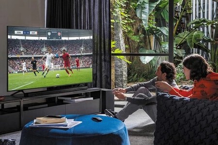 Viendo Futbol En La Tele