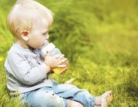 ¿Por qué dar bebidas azucaradas al bebé? Aumentan el riesgo de obesidad