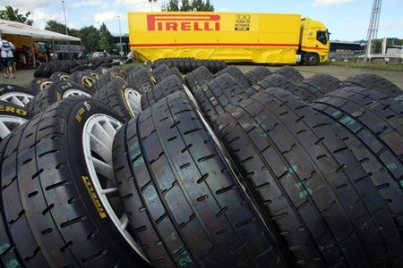 La FIA quiere un solo juego de neumáticos por rally