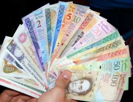 Venezuela no tiene dinero ni para… ¡imprimir dinero!