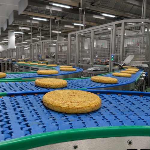 Visitamos la fábrica de Navarra donde se hacen las tortillas de patatas de Mercadona: elaboran una y media por español al año