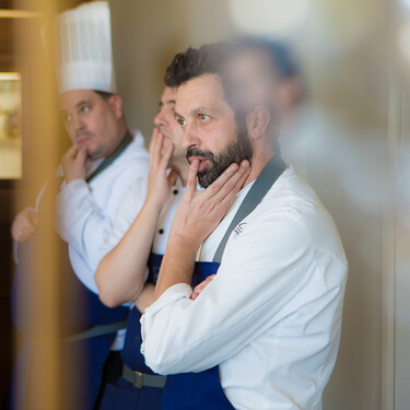 Iván Cerdeño, el cocinero de lo salvaje: “Nos gusta la carne de caza porque la mano del hombre no interviene, cada vez te enfrentas a un animal diferente” 