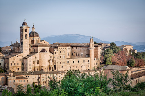 Viaja a Italia sin caer en tópicos: tres ciudades que te sorprenderán