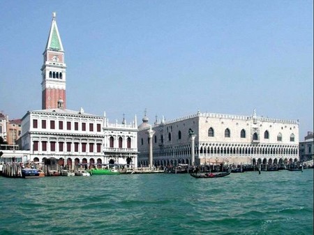 Venecia se hunde 2 milímetros al año