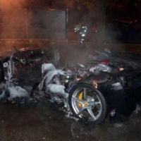Papá, incendié el Ferrari 458 para que me compres un 488 GTB