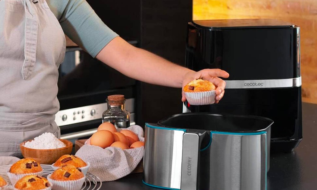 Si esta Navidad te han regalado una freidora de aire, estos son los cinco accesorios que necesitas para sacarle el máximo partido 