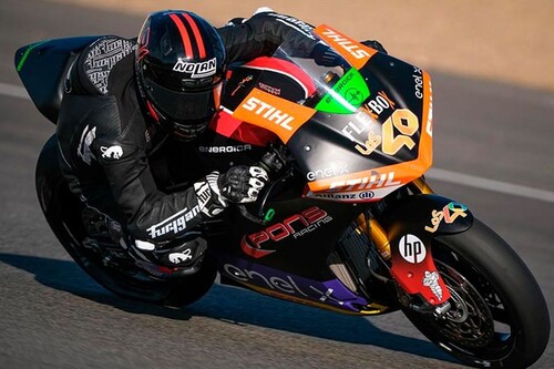 Jordi Torres se estrena en MotoE y queda a un paso de ser el primer rey español de las motos eléctricas