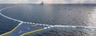 Así es la nueva y gigantesca red de 800 metros de Ocean Cleanup para capturar plásticos en el océano