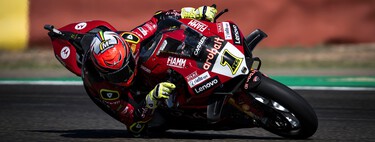 Álvaro Bautista recupera el pulso con un doblete dominical en MotorLand y podría ser campeón en Portimao