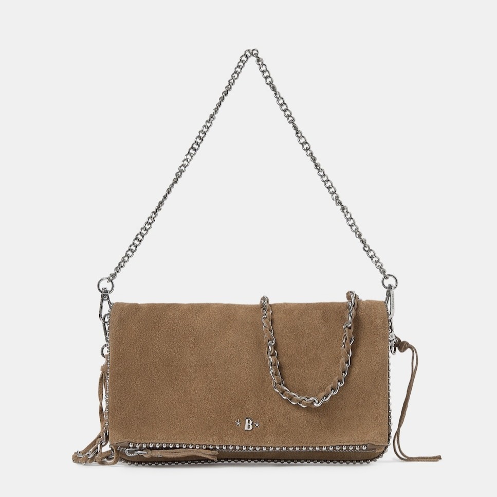 Brownie
Bolso de hombro de piel con bolitas color taupe oscuro