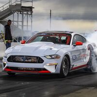 El bestial Ford Mustang Cobra Jet 1400 destroza el cronómetro e impone nuevo récord en el 1/4 de milla
