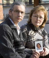 Un conductor implicado en la muerte de un joven de 17 años que iba en bici pide 20.000 euros a sus padres para reparar su Audi A8