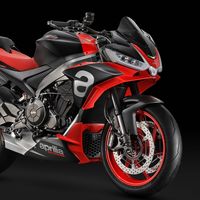 La Aprilia Tuono 660 llegará en 2021 con 95 CV, manillar ancho y la electrónica de la RS 660