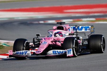 ¡Copiar y pegar! Racing Point se ha presentado en los test de Montmeló con un Mercedes de 2019 pintado de rosa