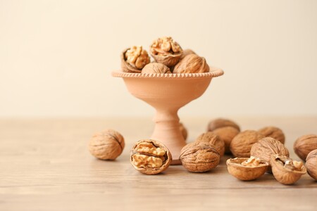 how to make the emblematic Mexican recipe that came out of a convent to celebrate independence walnuts european walnut nuts common walnut