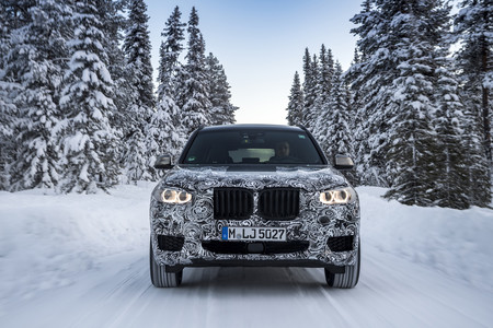 BMW tiene un nuevo X3 a punto de salir del congelador