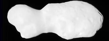 Después de 350 años, el ‘cacahuete cósmico’ 1997 QK1 volvió casi rozando la Tierra y dejando unas fotografías inéditas de este asteroide que fue visto por última vez en 1675